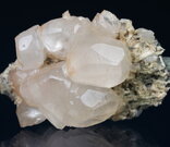 Kalcit - Stříbrná Skalice, rozměry vzorku 6,5 x 4 cm. © Foto T. Kadlec