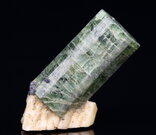 Fluorapatit - Čejov, rozměry vzorku 29 mm. © Foto T. Kadlec