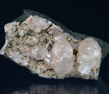Kalcit - Stříbrná Skalice, rozměry vzorku 10 x 6 cm. © Foto T. Kadlec