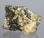 Scheelit - Pohled, rozměry vzorku: 7 x 5 cm. © Foto T. Kadlec