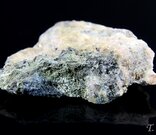 Alluaudit, vivianit - Přibyslavice 1970, rozměry vzorku: 3,5x3,5x1 cm. © Foto T. Kadlec