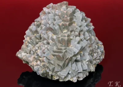 Kalcit - Prachovice, rozměry vzorku: 15x14x12 cm. © Foto T. Kadlec