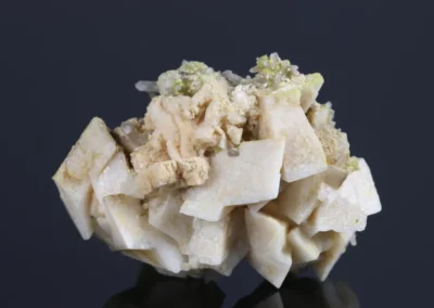 Adulár - Přibyslavice, rozměry vzorku: 4,5 x 3 cm. © Foto T. Kadlec